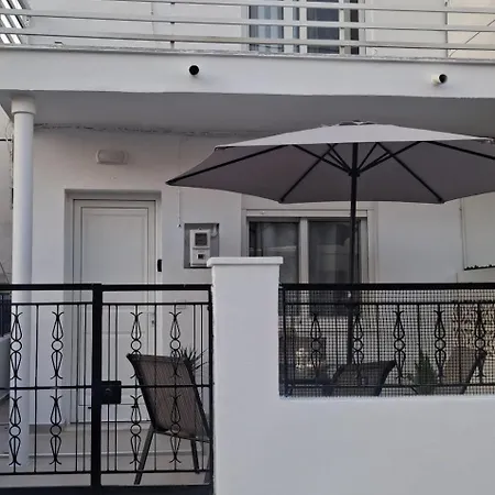 Rodini Ylia - Park Views - Near Apartment