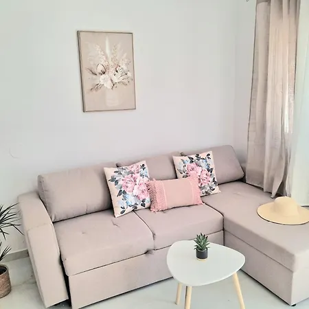 Rodini Ylia - Maisonette With Yard Rhodes City