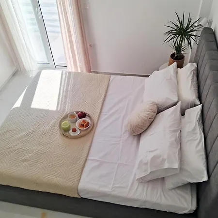 Apartamento Rodini Ylia - Maisonette With Yard